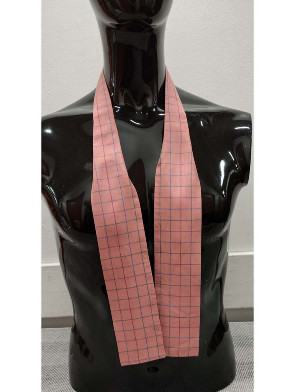 Ginnie Johansen Dallas Silk Skinny Ascot Tie PRETTY IN PINK 80s Bowtie Dandy